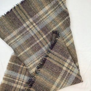 Vintage English heritage throw